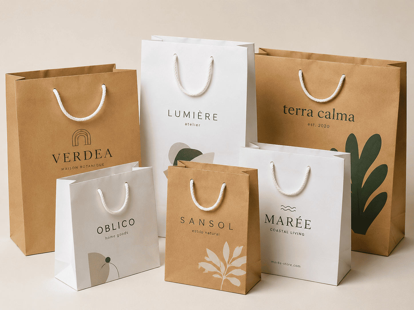 Custom printed paper bags for retail packaging